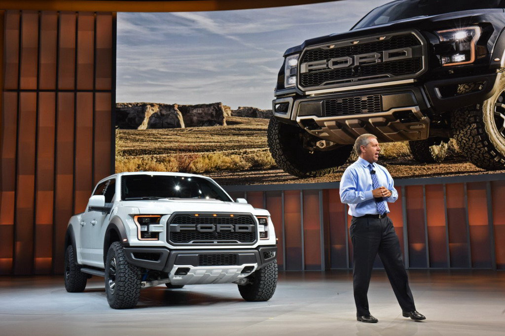 Ford F-150 Raptor SuperCrew