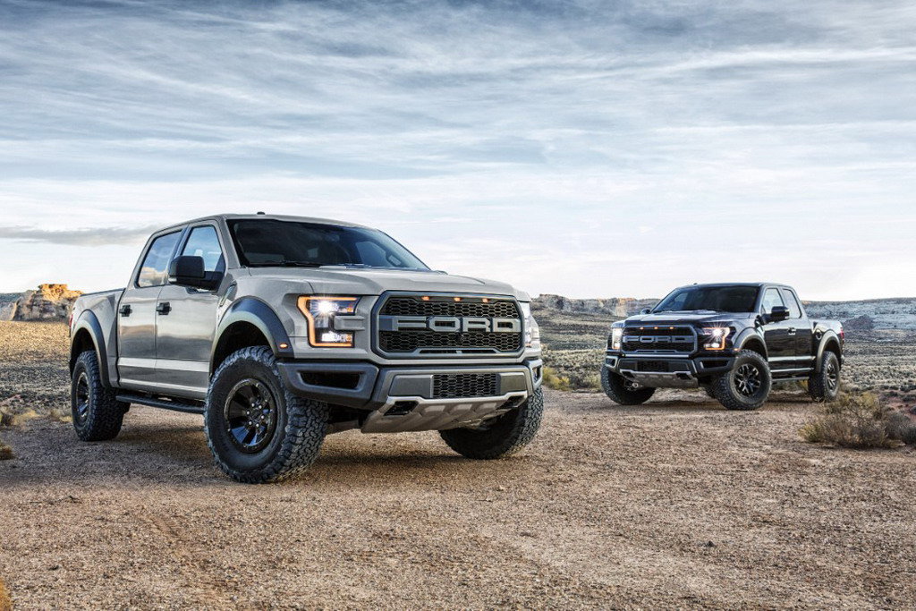 Ford F-150 Raptor SuperCrew