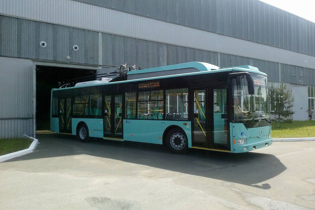 Модернизированный троллейбус «Барвинок» выпустили в Чернигове