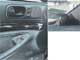 Audi RS4. Мидбасы двухкомпонентного фронта скрыты под «родными» грилями Audi в нижней части дверей. Верхняя «сеточка» около дверной ручки теперь просто бутафория: для лучшего звучания ВЧ-громкоговорители пришлось «переселить» на торпедо. 
