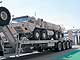 Выставка IDEX-2005. Американский топливозаправщик Oshkosh М-978 HEMTT (Heavy Expanded Mobility Tactical Truck – «тяжелый высокомобильный тактический грузовик»). Мотор – Detroit Diesel (450 л. с.). Грузоподъемность – 10-11 т, полная масса – 28 – 43 т.