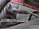 Mercedes-Benz Viano 3.0. Подрулевой рычажок системы Speedtronic помогает ограничить максимальную скорость в пределах 30–180 км/ч.