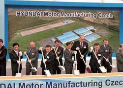 В 2007 году в Чехии прошла церемония закладки первого камня в строительство завода Hyundai, на котором будут выпускать модель i30.