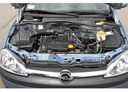 Большинство официально проданных Combo оснащены бензиновыми моторами 1,4 л. Среди зарубежных версий преобладают турбодизели.