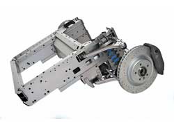 Заметный прогресс в использовании алюминиевых сплавов в конструкции кузовов демонстрирует и компания Lotus. 