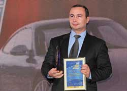 Финансовый директор «Виннер Импортс Украина» Виталий Копич получил приз за Porsche 911 Carrera, который опередил 10 конкурентов.