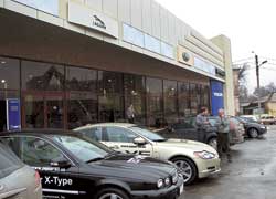 В Харькове официальный импортер Jaguar, Land Rover и Volvo открыл дилерский центр этих марок – «Авто Граф М». 