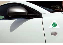 При виде  зеленого четырехлистника  в голову первым делом приходит мысль об экологичных гибридах. На Alfa Romeo так отмечена самая мощная MiTo.