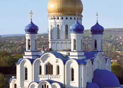 Самый большой в области православный Кресто-Воздвиженский храм.