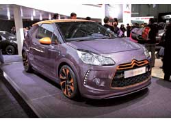Citroёn DS3 Racing с 200-сильным мотором объемом 1,6 л будет выпущен в количестве всего 1000 автомобилей.