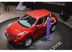 Juke станет четвертым кроссовером в семействе Nissan и альтернативой традиционным хэтчбекам В-класса.