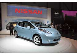 Nissan Leaf – первый серийный электромобиль марки. Он оснащен 80-киловаттным электромотором.