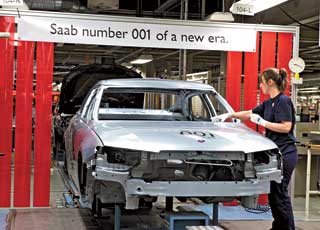 На заводе SAAB в Тролльхеттане был выпущен первый автомобиль в новой истории бренда.