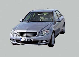 Использование бензиновых моторов CGI с непосредственным впрыском на Mercedes-Benz C-Klasse началось с версий C 250 CGI и C 350 CGI. 