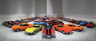 Chevrolet Corvette L88 (1969), Chevrolet Chevelle LS6 Convertible (1970), Pontiac GTO Judge (1969), Boss 429 Mustang (1970) и пара Camaro Z28s (1969)