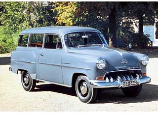 Компания Opel первой среди европейских производителей в 1953 году предложила покупателям автомобиль с кузовом универсал – это был Olimpia Rekord Caravan.
