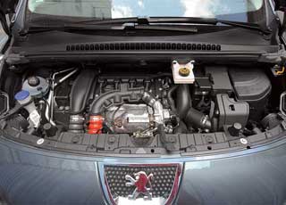 Мотор THP (Turbo High Pressure), разработанный совместно с BMW, оснащен системой непосредственного впрыска бензина и турбиной Twin-Scroll.