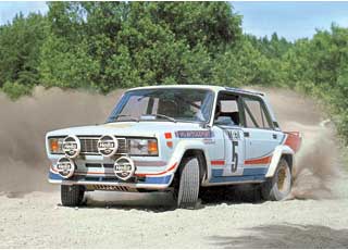 Советские спортсмены на Lada 2105 VFTS участвовали даже в WRC. Правда, особых успехов они там не добились.