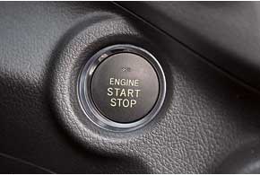 Запуск мотора кнопкой недоступен лишь для самой простой версии Comfort.