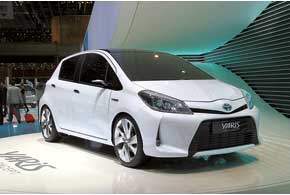 Toyota Yaris HSD Concept – прототип гибридной версии Yaris, которая дебютирует в 2012 году.