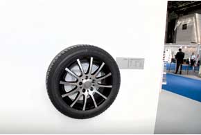 Экономичность и экологичность авто зависят от сопротивления качению его шин. Химическая компания Lanxess представила синтетические резиновые смеси для энергосберегающих покрышек, которые она поставляет производителям-шинникам.