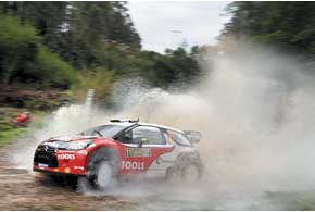 Петтер Солберг, побеждавший здесь в свой чемпионский 2003 год, в этот раз не смог вмешаться в  борьбу за победу, финишировав на третьей позиции. Но он остается лучшим «частником» в WRC. 
