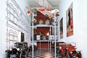 Автомобильный музей Louwman Museum 