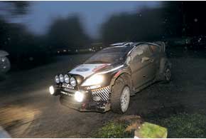 В своей первой гонке на авто класса WRC эстонец Отт Танак был невероятно быстр. 
