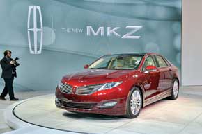 Среднеразмерный Lincoln MKZ нового поколения будет доступен в нескольких вариантах, в том числе с гибридной силовой установкой.