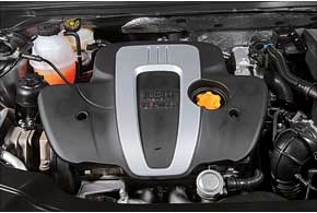 MG 6 доступен с 1,8-литровым бензиновым мотором, в атмосферной 133-сильной или турбированной 160-сильной версии, с механической или автоматической коробкой передач.