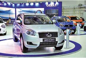 Geely GX7, совсем недавно дебютировавший на Пекинском автошоу, – первый серийный внедорожник марки Geely.