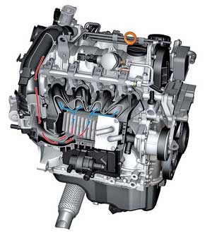 Основной радиатор в двигателе 1,2 TSI имеет два контура – низкотемпературный для турбокомпрессора и интеркулера, т. е. охлаждения нагнетаемого турбиной воздуха, и высокотемпературный – для рубашки охлаждения мотора.