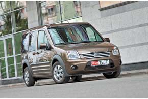 Ford Tourneo Connect 2010 г.