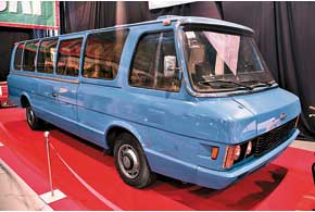 Один из 85-ти автобусов ЗИЛ-3207 «Юность», построенных с 1970 по 1994 год.