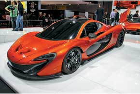 Новый британский суперкар McLaren P1, «максималка» которого превышает 400 км/ч, призван повторить успех легендарного McLaren F1.