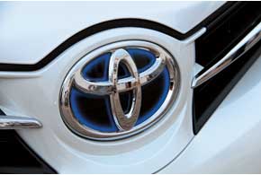 Тест-драйв Toyota Auris