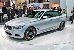 BMW 3 Series Gran Turismo построен на базе «тройки» BMW, но по размерам багажника даст фору традиционному универсалу. Авто серийное.