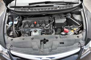 Большинство Civic оснащено бензиновым мотором объемом 1,8 л. Среди коробок передач немного больше распространены АКП.