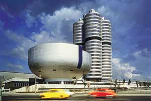штаб-квартира концерна BMW