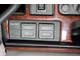 Chevrolet Tahoe/Suburban 1991-2000 г.в. Более совершенные системы полного привода Insta Trac и Auto Trac с электронным управлением задействуются кнопками, размещенными на центральной консоли.