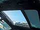 BMW X3 3.0i. Огромный панорамный люк площадью 0,65 м2 устанавливается как опция. Большая часть стеклянной крыши сдвигается, обеспечивая приток свежего воздуха.