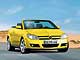 При разработке Opel Astra с открытым верхом использовались все те решения и идеи, которые позволили Opel Tigra TwinTop завоевать титул «Кабриолет года-2004».