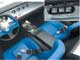 Ford Shelby Cobra. Среди особенностей салона – четырехточечные ремни безопасности, а также зеркало заднего вида (на фото вверху), на которое выводится изображение с видеокамер.