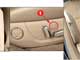 Audi А8L 6.0 quattro. Оба кресла второго ряда имеют индивидуальные регулировки климат-контроля, подогрева, вентиляции и даже режим массажа (кнопка (1)).