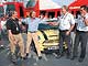 «Формула-1». Гран-при Италии. В честь победы в Кубке конструкторов BMW подарила Ferrari желтый Mini с «гарцующей лошадью» на крыше. 
