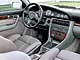 Audi S4, S6 и S6 Plus 1991 – 97 г. в. Салон «эски» просторный, удобный и комфортабельный, а спортивный настрой внутри создают сиденья Recaro, трехспицевый руль небольшого диаметра и белые шкалы приборов.