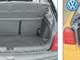 Практичным автолюбителям следует знать, что багажное отделение больше у Corsa – его объем составляет 260/1050 л, а у Polo – 245/975 л.