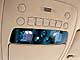 Lexus GS 430. Нежно-синим цветом светятся диоды салонного освещения. Рядом с ними – кнопки управления люком. 