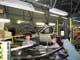 Завод Dacia. На заводе работает 12 тысяч сотрудников, средний возраст которых – 36 лет, причем треть из них – женщины.