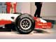 В связи с отменой запрета на замену покрышек по ходу гонки Toyota предпочла сменить поставщика шин – вместо Michelin новая машина «обута» в Bridgestone.